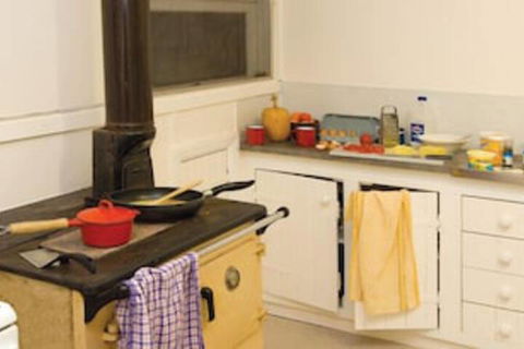 Inverary Homestead - Accommodation Fremantle 5