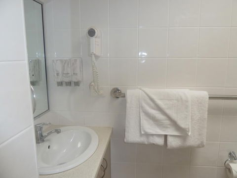 Pioneer Lodge Motel - Accommodation Fremantle 6