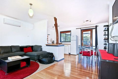 Sea Devine - Accommodation Fremantle 7