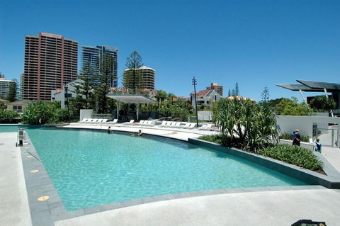Apartment 4204 - HR Surfers Paradise - Accommodation Fremantle 3