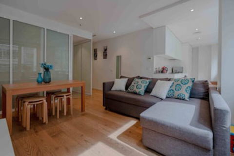 Absolute Collins - Accommodation Fremantle 0