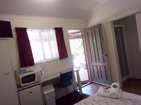 Silver Wattle Caravan Park - Accommodation Fremantle 4