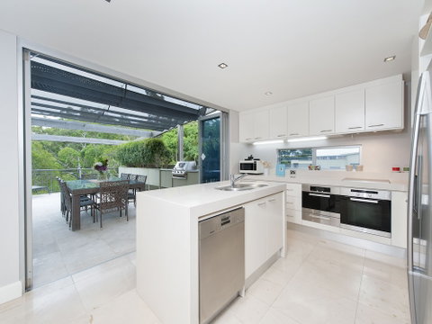 The Penthouse At Little Beach - Accommodation Fremantle 3