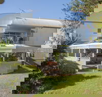 Through the Looking Glass - Accommodation Fremantle