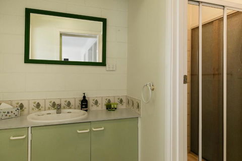 Anchor Wheel Motel - Accommodation Fremantle 2