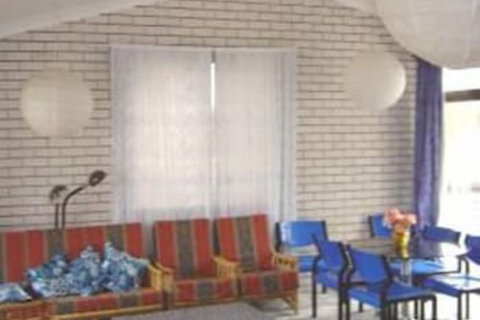 Villa Ellisa, Unit 5/10 Columbia Close - Accommodation Fremantle 3