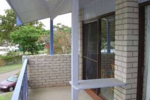 Villa Ellisa, Unit 5/10 Columbia Close - Accommodation Fremantle 4