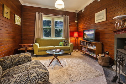 Allambee - Accommodation Fremantle 2