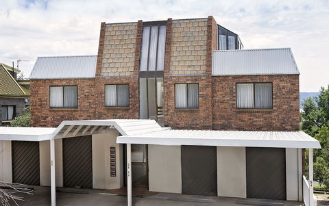 Avalanche 6 - Sophisticated Style & Modern Comfort With A Central Location - Accommodation Fremantle 1