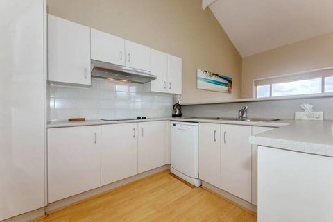 Moy At Nelson Bay, 2/30 Thurlow Avenue - Accommodation Fremantle 5