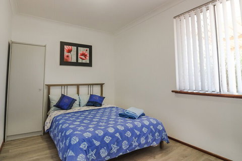 Cosy Murdoch Home - Accommodation Fremantle 3