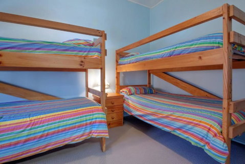 Pacific Units Unit 2 94 Magnus Street - Accommodation Fremantle 6