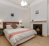 Stylish Manly Beach House Moments from beach - Accommodation Fremantle