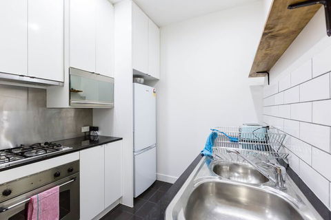 HAZEL, 3BDR Melbourne Apartment - Accommodation Fremantle 2