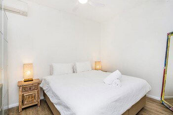 Half Moon Cottage - Accommodation Fremantle 2