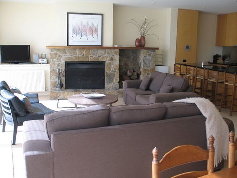 Mark II 2 West - Accommodation Fremantle 2