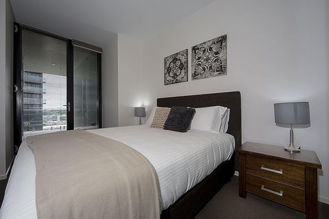 Accommodate Canberra - Manhattan - Accommodation Fremantle 2