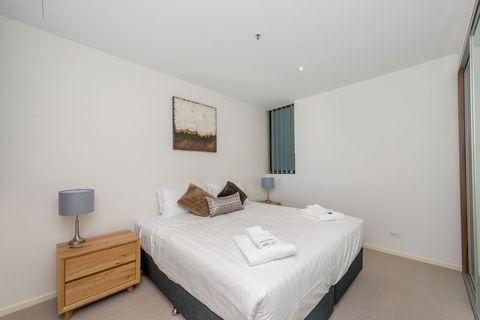 Accommodate Canberra - Manhattan - Accommodation Fremantle 1