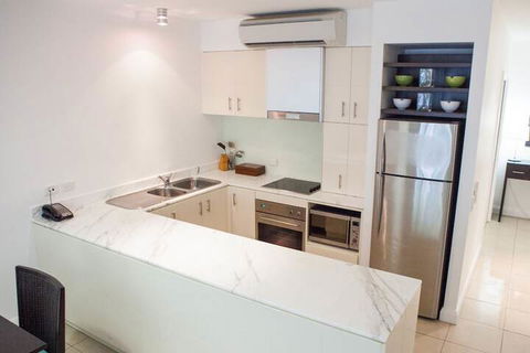Serenity Beach Club 6424 - Accommodation Fremantle 2