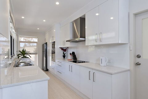 Soldiers Point Road 245 Wanda View - Accommodation Fremantle 4