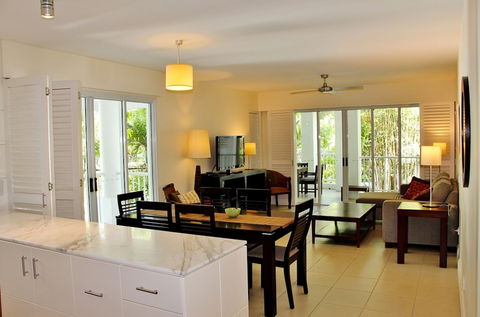 Serenity Beach Club 6421 22 - Accommodation Fremantle 0