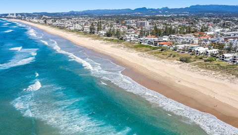 True Beachfront Beach House - Accommodation Fremantle 3