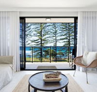 Burleigh by the Sea