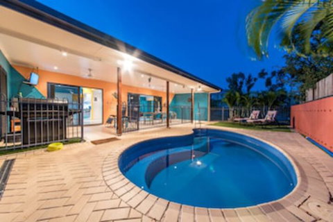 Seaside Hideaway - Hideaway Bay - Accommodation Fremantle 0