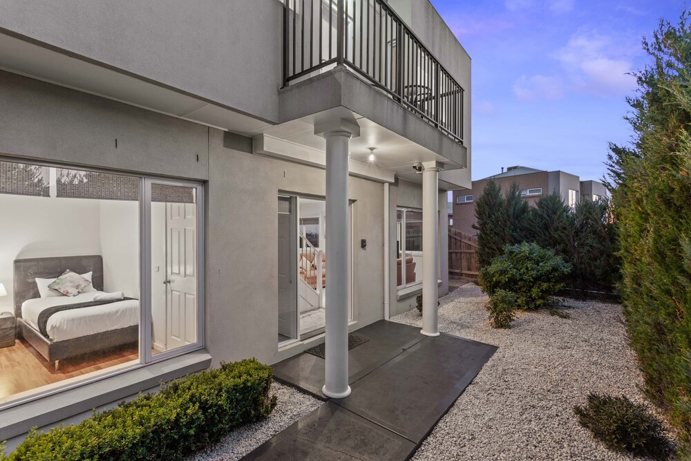 Gowanbrae VIC Accommodation Fremantle