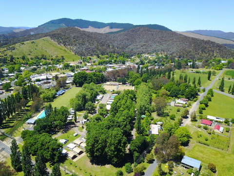 Myrtleford Holiday Park - Accommodation Fremantle 0