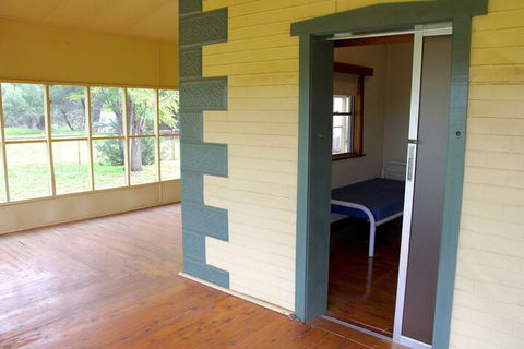 Gundabooka Cottages - Campsite - Accommodation Fremantle 2