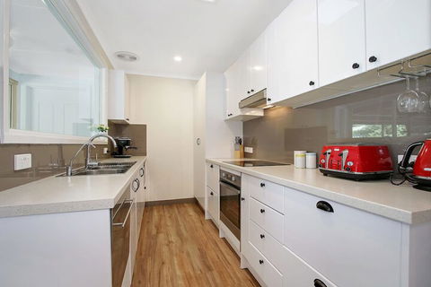 Acaronar - Accommodation Fremantle 2