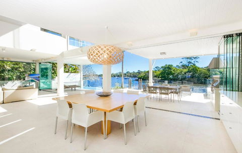 12 Noosa Parade - Accommodation Fremantle 3