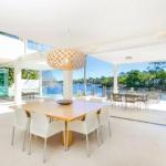 12 Noosa Parade - Accommodation Fremantle 0