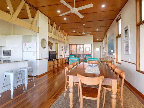 Claytons On Cylinder Beach Front - Accommodation Fremantle 4