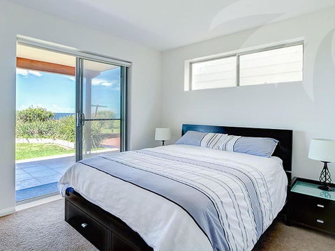 Blueys Bliss 2 - Accommodation Fremantle 1