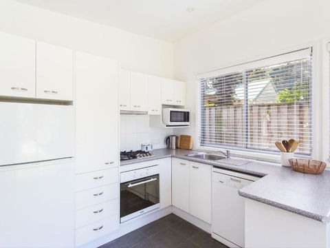 The Beach Shack - Accommodation Fremantle 5