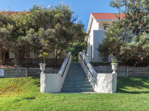 Villa Manyana 09 - Accommodation Fremantle 2