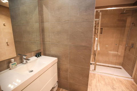 Aberdeen - Accommodation Fremantle 6