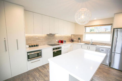 Aberdeen - Accommodation Fremantle 2