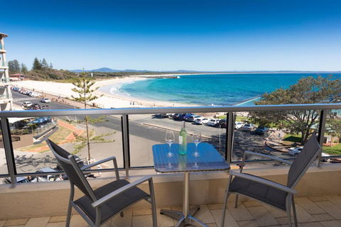 Beachpoint Unit 303 28 North Street - Accommodation Fremantle 4