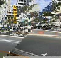 Broadbeach Private Apt with CHA - Accommodation Fremantle