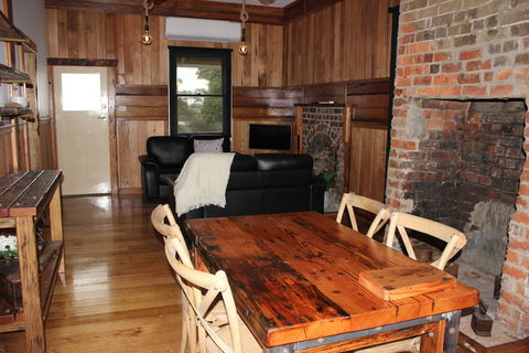 The Cottage - Accommodation Fremantle 0