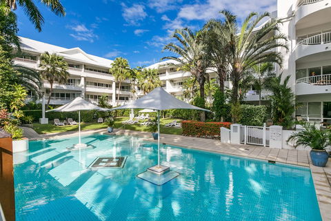 Belle Escapes - Absolute Beachfront Apartment In Alamanda Resort 21 - Accommodation Fremantle 3