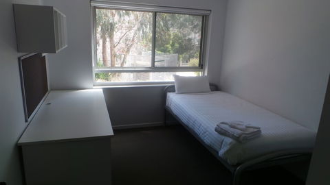 Unilodge At UC Short Stays - Accommodation Fremantle 3