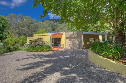 A Bach At Bright Bright VIC - Accommodation Fremantle 1