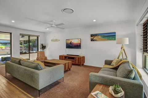 Noosa Heads Endless Summer Beach Retreat - Accommodation Fremantle 5