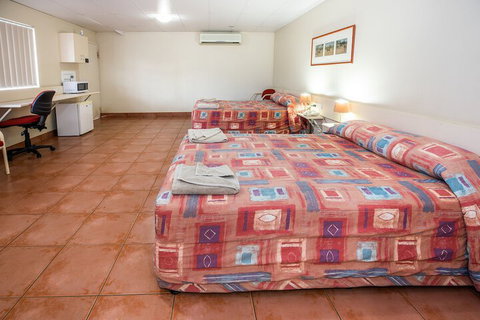 Leichhardt Hotel Motel - Accommodation Fremantle 4