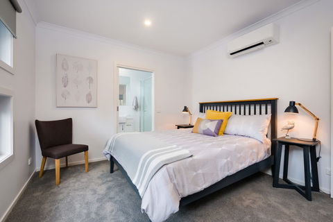 Albury Yalandra Apartment 3 - Accommodation Fremantle 1