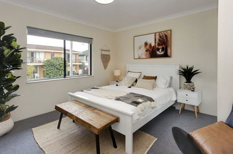 Anchored At South West Rocks - Accommodation Fremantle 1
